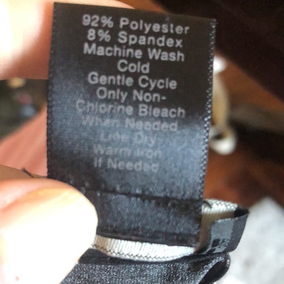 ANN Taylor petite | Black and white polka dot short sleeved blouse - Picture 7 of 13